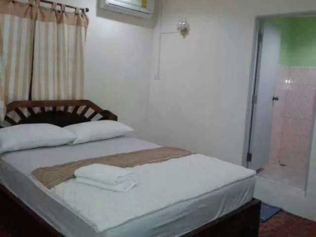 Js Guesthouse Ko Tao Esterno foto