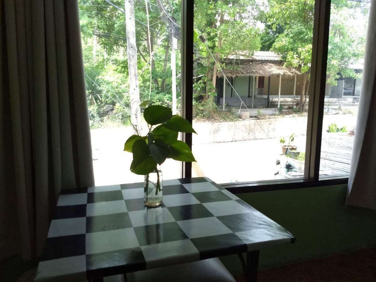 Js Guesthouse Ko Tao Esterno foto