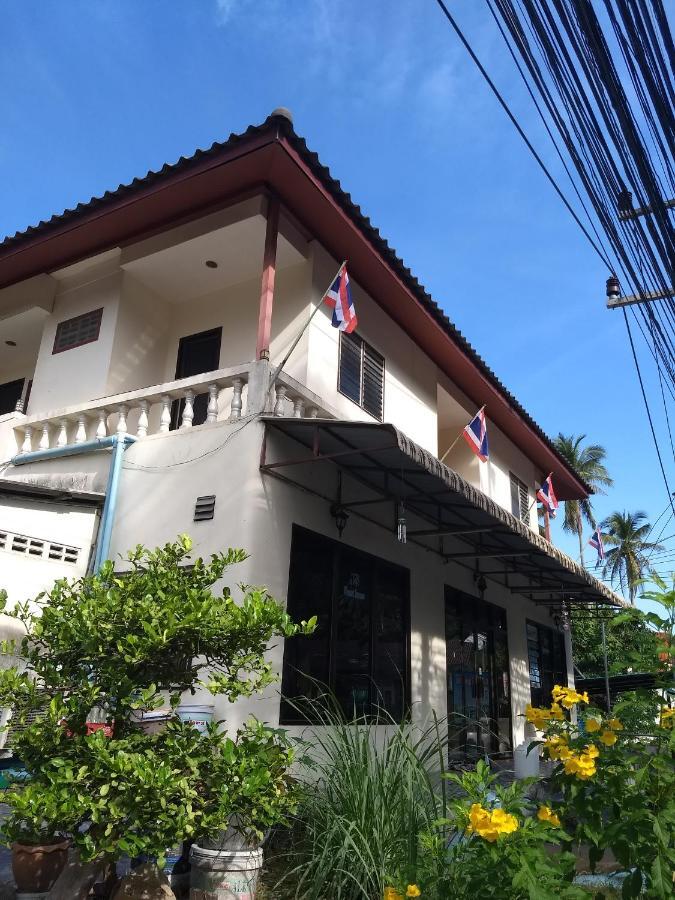 Js Guesthouse Ko Tao Esterno foto